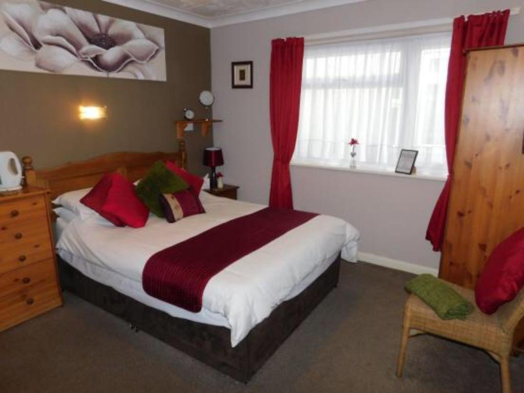 The Rufford Hotel Skegness Exterior photo